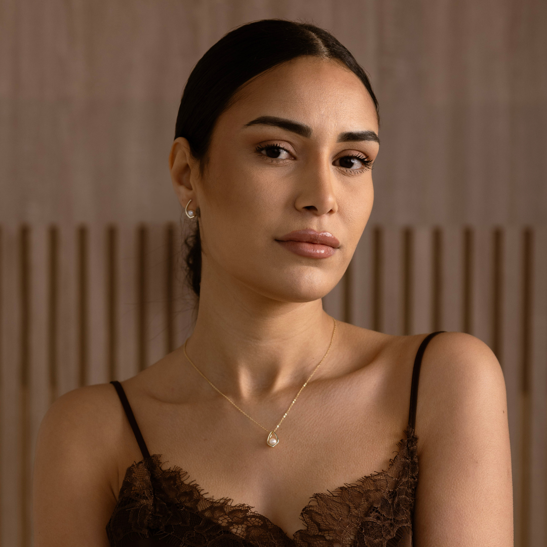 Pearl Pendant Necklace